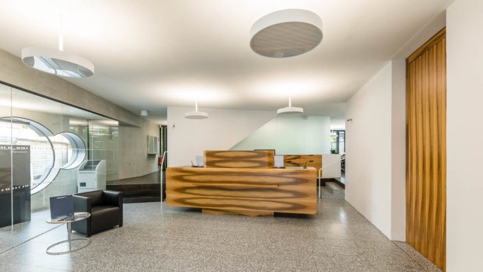 architekturfotos-architekturfotografie-innenarchitektur-geschäftslokal-fotografin-innsbruck-tirol