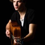 portraits-portraitfotos-musiker-musikerportrait-gitarrist-kuenstlerportraits-fotografin-innsbruck-tirol