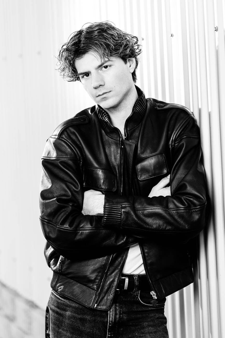 portraits-portraitfotos-musiker-musikerportrait-gitarrist-kuenstlerportraits-fotografin-innsbruck-tirol